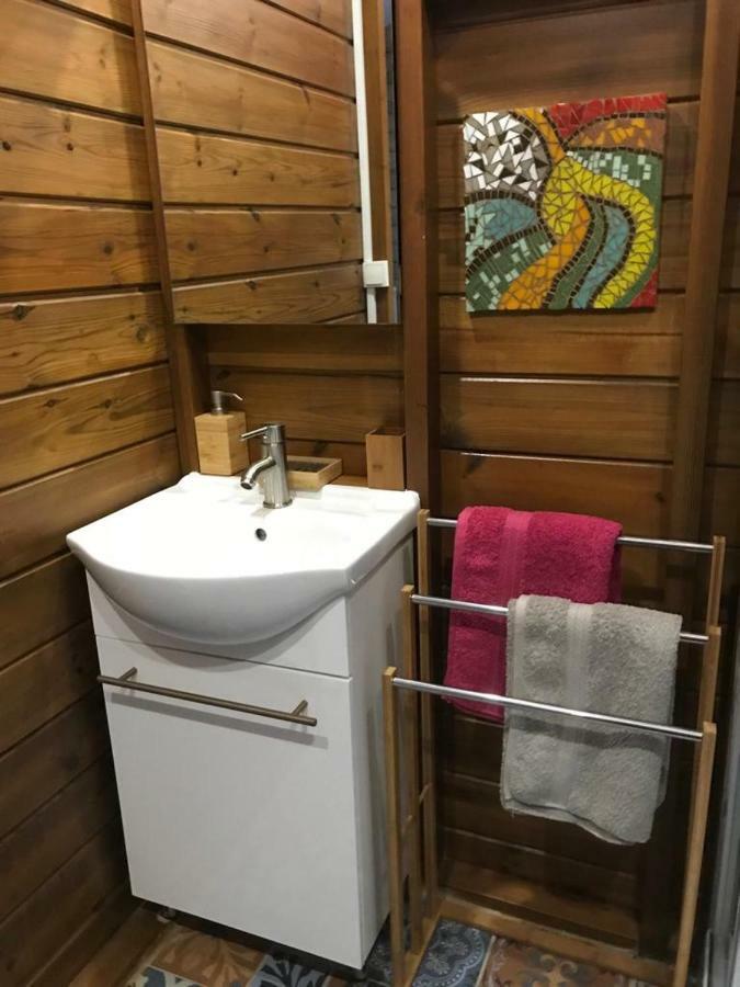 Charmant Bungalow Au Coeur De L'Ile Baie-Mahault Luaran gambar